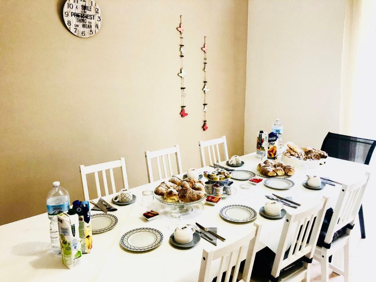 Ricomincio Da 3 Bed & Breakfast ปอมเปอี ภายนอก รูปภาพ